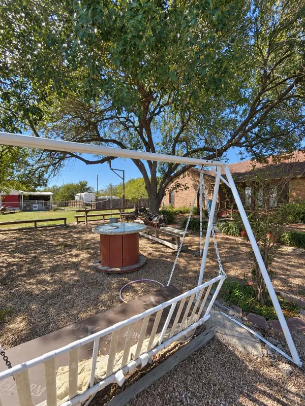 20277 Camino Real, Dale, TX 78616