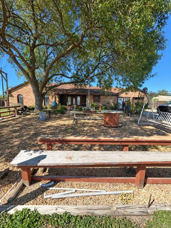 20277 Camino Real, Dale, TX 78616
