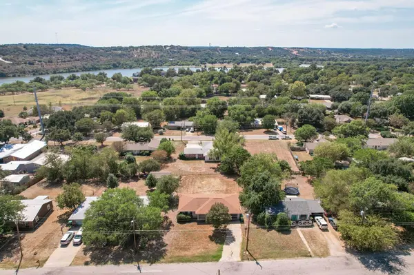 1108 Cedar DR, Marble Falls, TX 78654