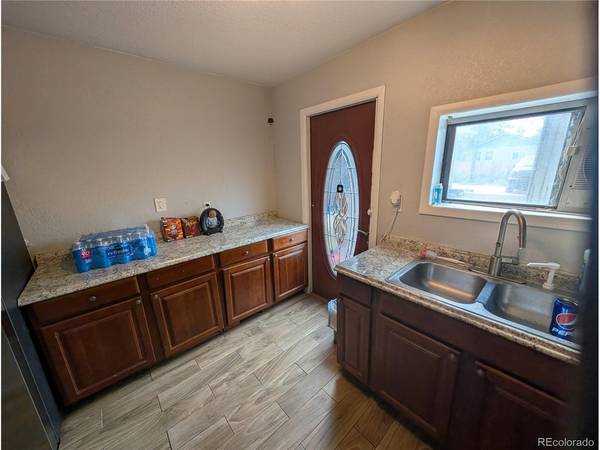 2912 W Short, Denver, CO 80204