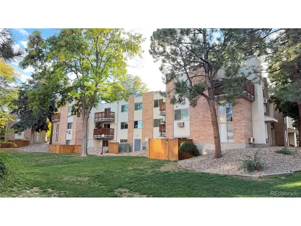 2835 S Monaco Street #4-302, Denver, CO 80222