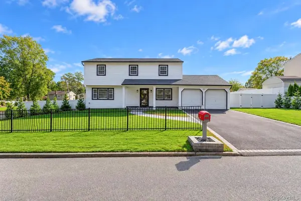24 New Jersey ST, Dix Hills, NY 11746