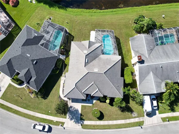 5829 CARRIAGE DR, Sarasota, FL 34243