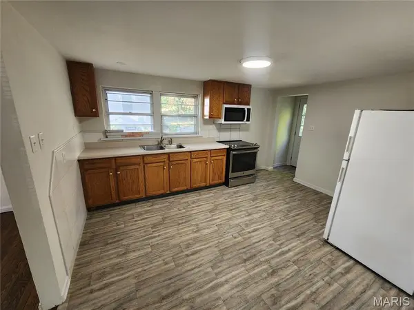 247 Barto DR, Hazelwood, MO 63135
