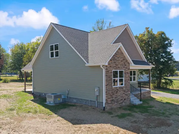 4527 Corbin Sneed Rd, Springfield, TN 37172