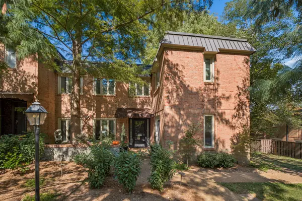 622 Timber Ln, Nashville, TN 37215