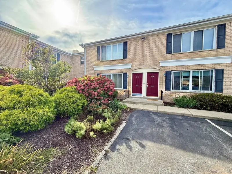 250 Beechwood AVE #6B, Poughkeepsie, NY 12601