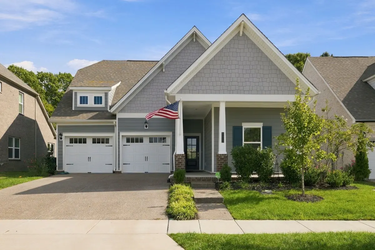 8013 Headwaters Dr, Franklin, TN 37064
