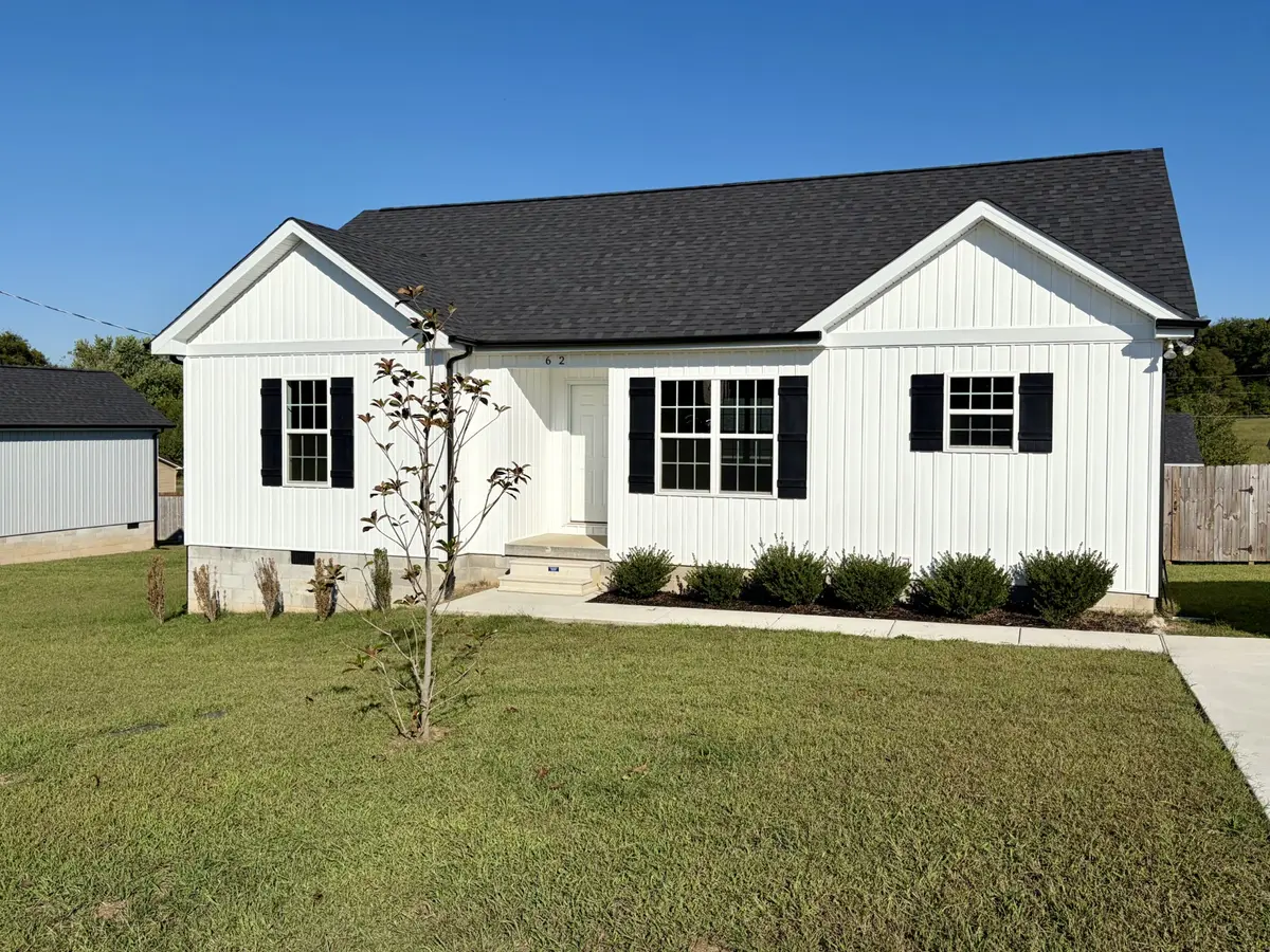 62 Modena Pl, Decherd, TN 37324