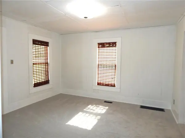 452 N WATER ST, Liberty, MO 64068