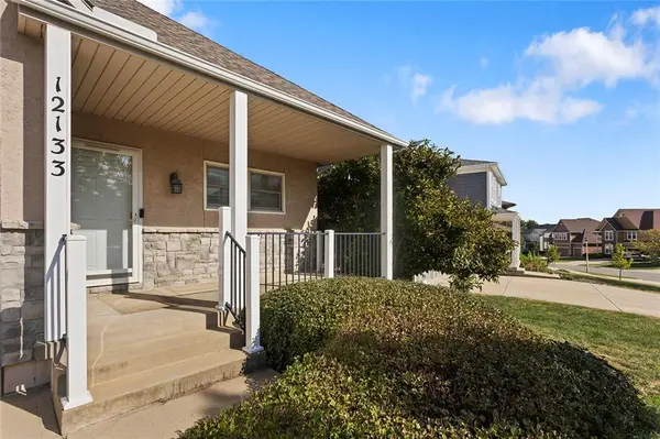 12133 S Valley RD, Olathe, KS 66061