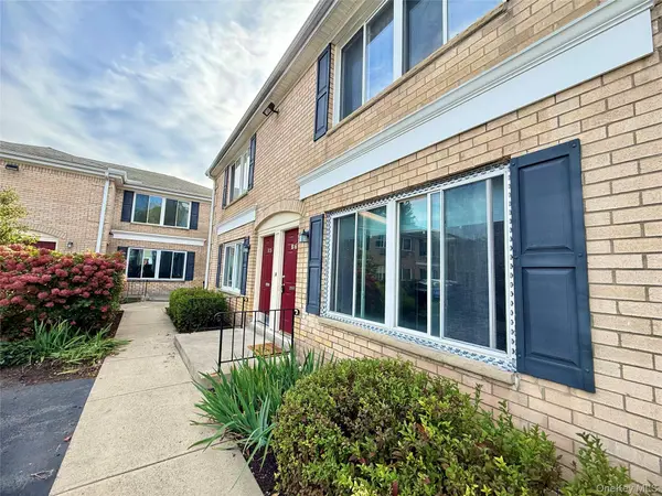 250 Beechwood AVE #6B, Poughkeepsie, NY 12601