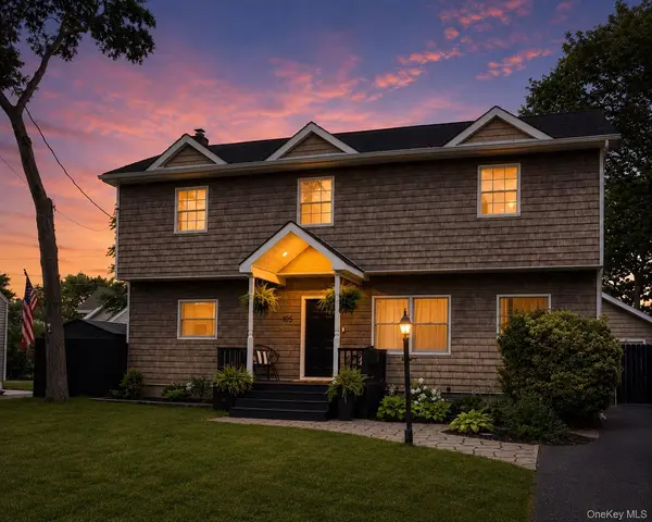 105 Highland AVE, Patchogue, NY 11772