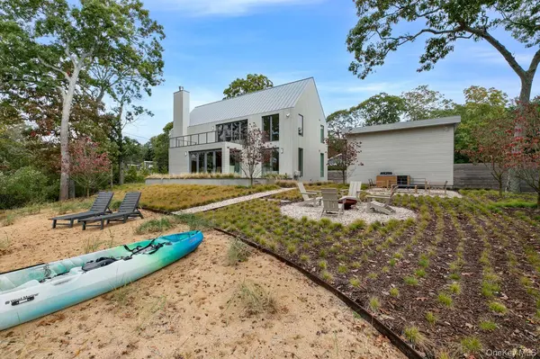 6370 Skunk LN, Cutchogue, NY 11935