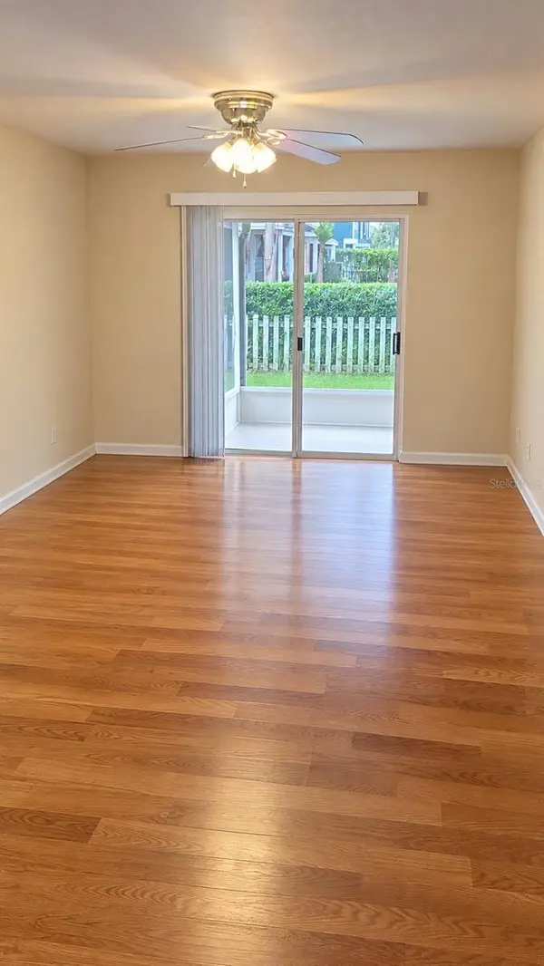 6000 SCOTCHWOOD GLN #107, Orlando, FL 32822