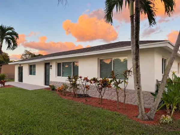 1476 N MANGONIA DR, West Palm Beach, FL 33401
