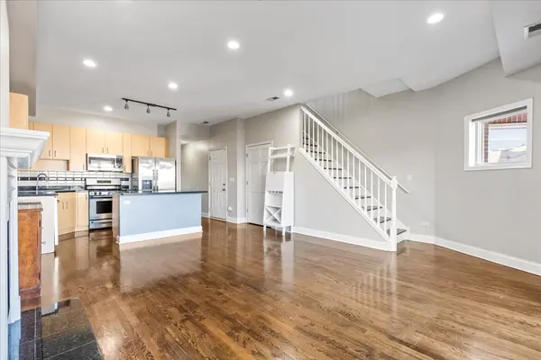 1369 W Hubbard ST #3E, Chicago, IL 60642