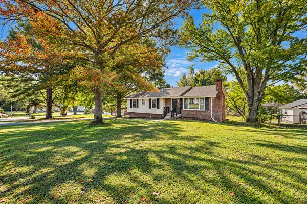 180 Haven Dr, Clarksville, TN 37042