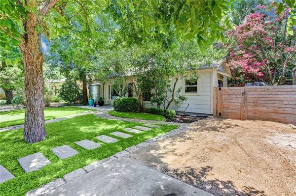 2107 Arpdale ST, Austin, TX 78704