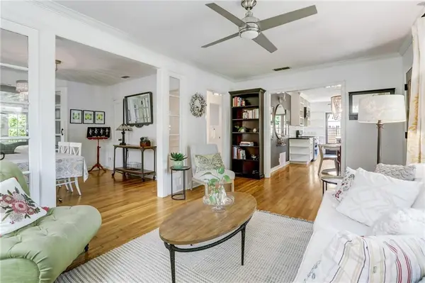2107 Arpdale ST, Austin, TX 78704