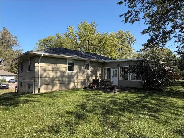 8505 E 109th ST, Kansas City, MO 64134
