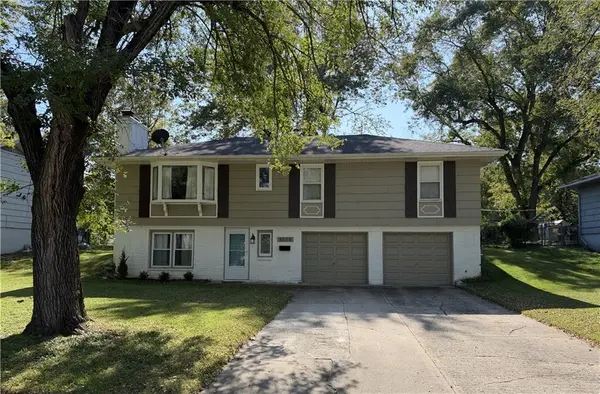 8505 E 109th ST, Kansas City, MO 64134