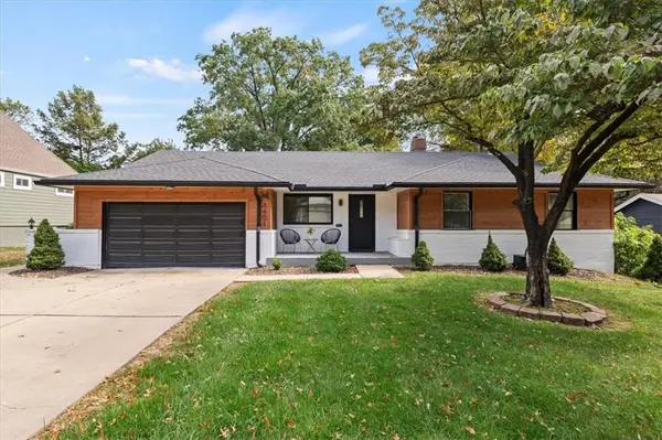 8601 Belleview AVE, Kansas City, MO 64114