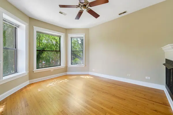 814 W Aldine AVE #2S, Chicago, IL 60657