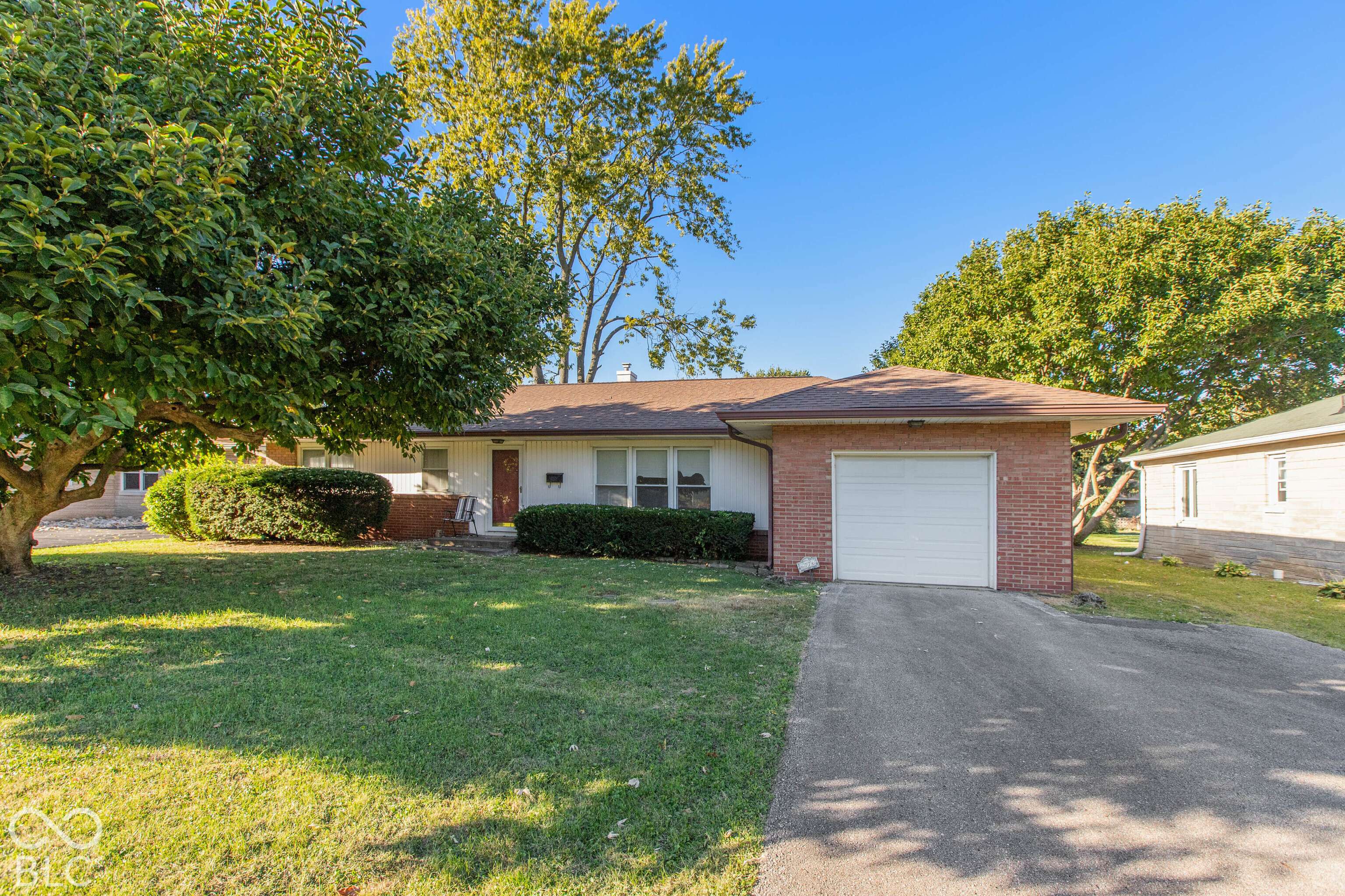6776 Springer AVE, Indianapolis, IN 46219