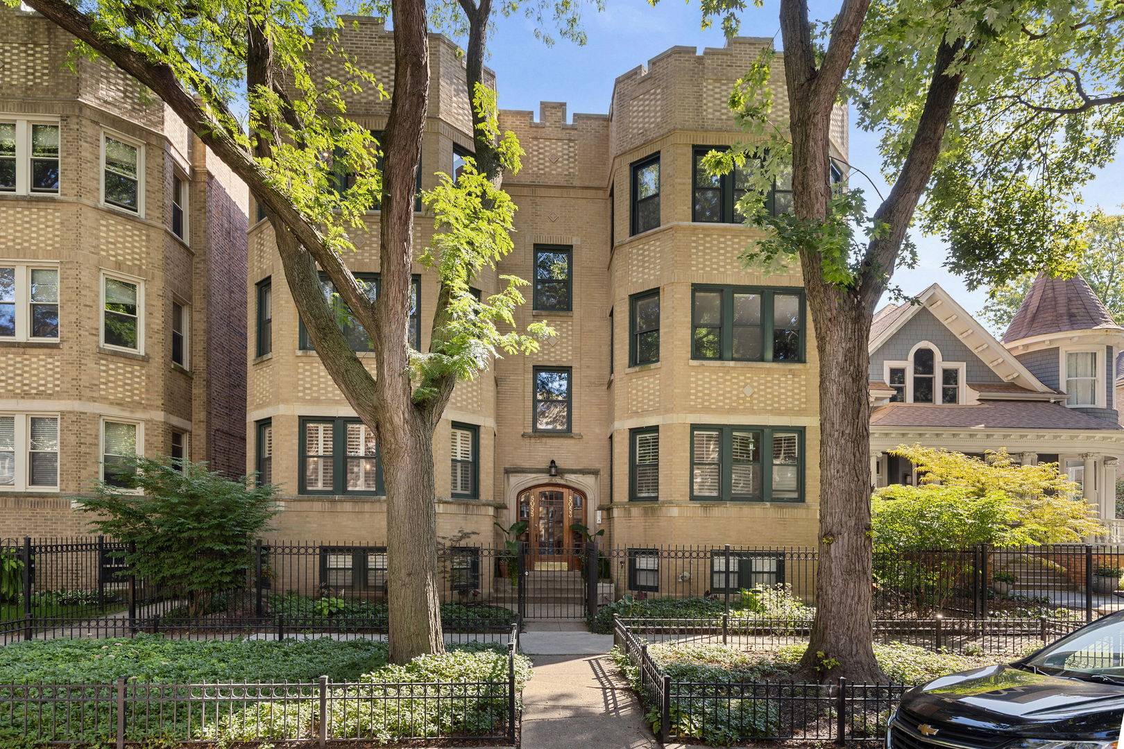 5055 N Winchester AVE #3, Chicago, IL 60640