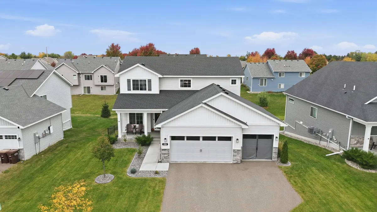 958 Emmy LN, Hanover, MN 55341