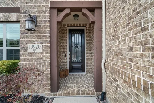 10920 Autumn Leaf Court, Flower Mound, TX 76226