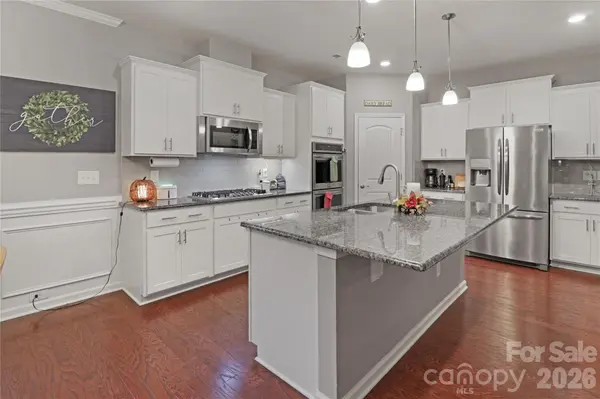 1929 Napa Valley DR, Waxhaw, NC 28173
