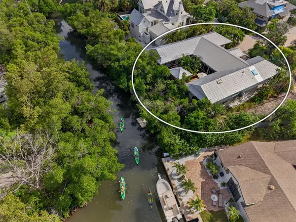 677 LANDS END DR, Longboat Key, FL 34228