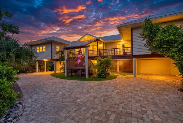677 LANDS END DR, Longboat Key, FL 34228