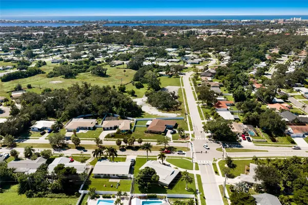 Address not disclosed, Sarasota, FL 34231