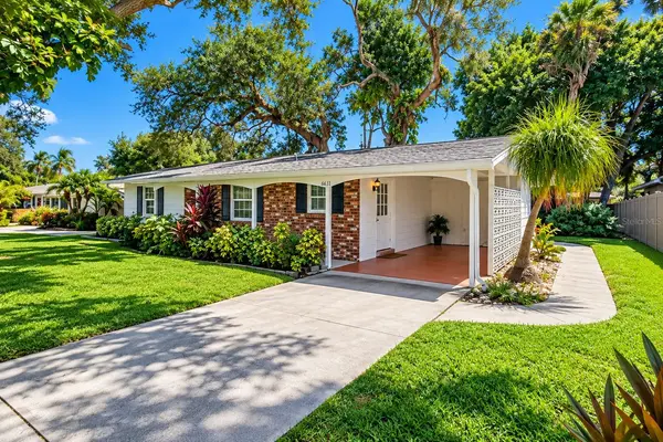 6631 GLADES WAY, Sarasota, FL 34231