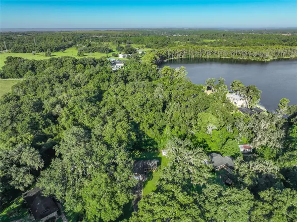 35933 CLEAR LAKE CIR, Eustis, FL 32736