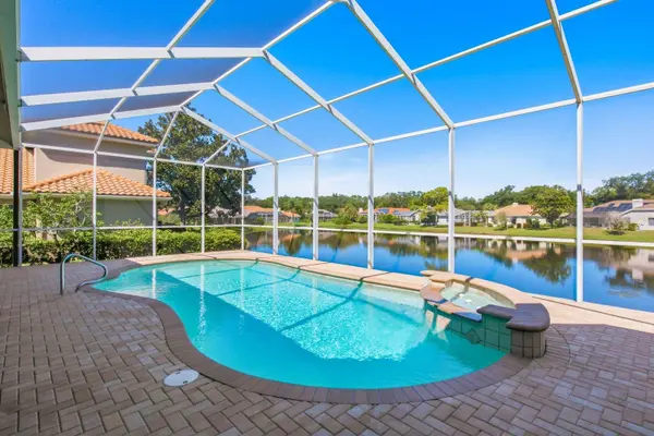3763 EXECUTIVE DR, Palm Harbor, FL 34685