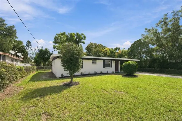 240 WESTWOOD AVE, Winter Haven, FL 33880