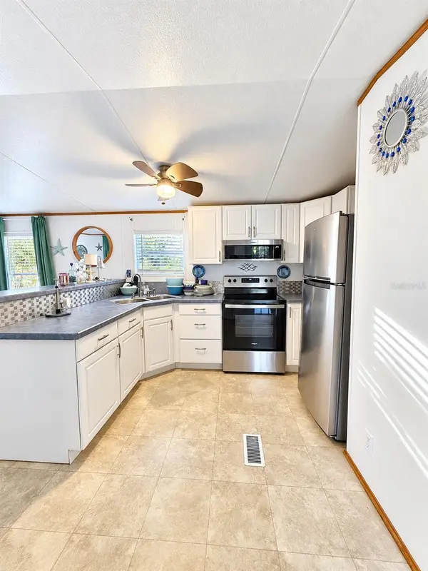 1301 LIVE OAK Pkwy, Tarpon Springs, FL 34689