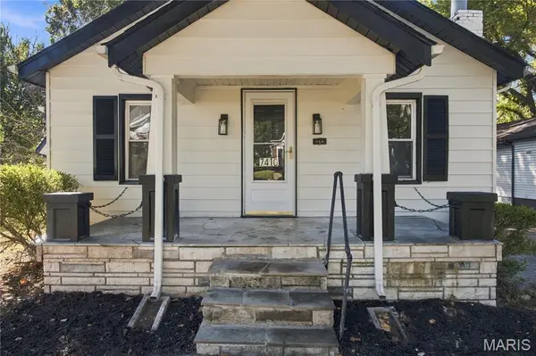 7410 Liberty AVE, University City, MO 63130