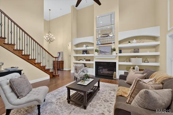 15338 Schoettler Estates DR, Chesterfield, MO 63017