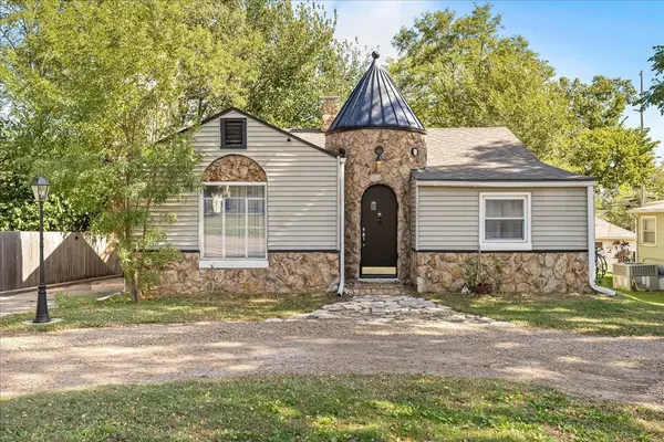 1208 N Ohio St, Augusta, KS 67010