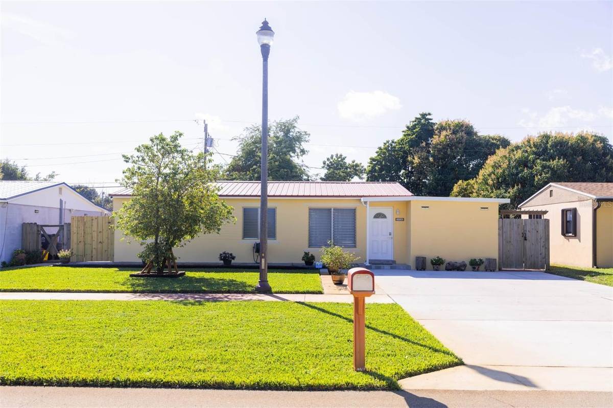 2028 BRIDGEMAN DR, West Palm Beach, FL 33409