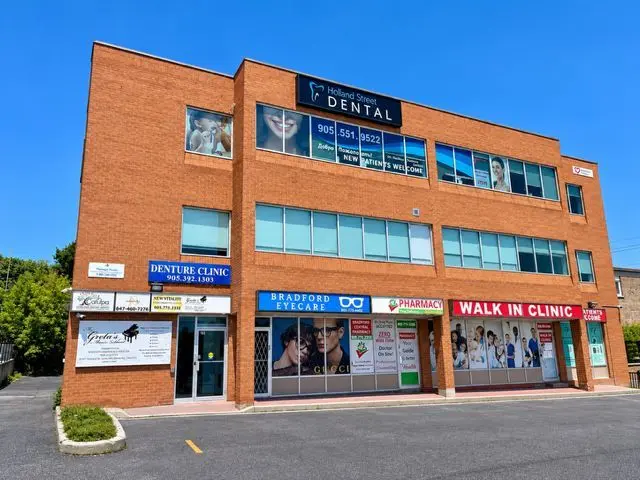 107 Holland ST E #102 & 103, Bradford West Gwillimbury, ON L3Z 2B9