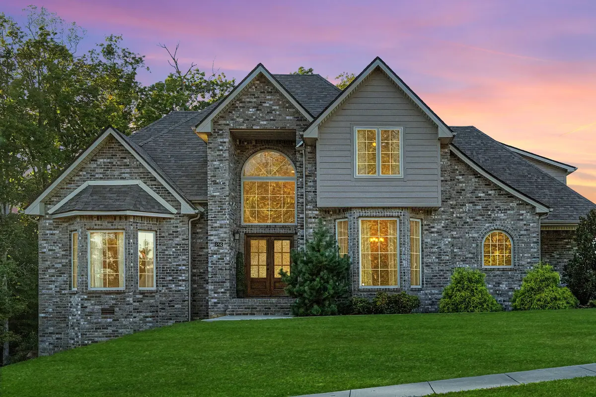 823 Shady Bluff Trl, Clarksville, TN 37043