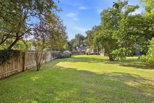 1221 Thistle TRL, Cedar Park, TX 78613