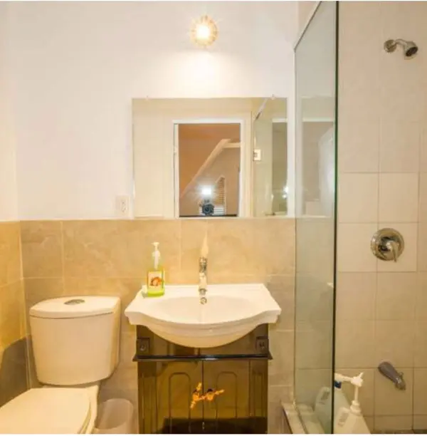 118 Shuter St ST #Master Room A Main Floor, Toronto C08, ON M5A 1V8