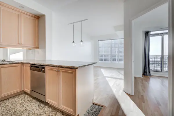 628 Fleet ST #727, Toronto C01, ON M5V 1A8